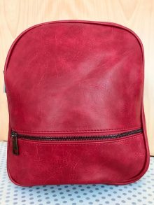 mochila de mujer roja